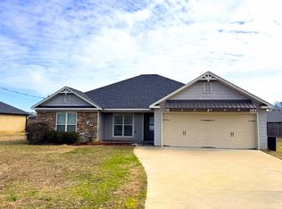 11 Snowshoe Ct, Fort Mitchell, AL 36856