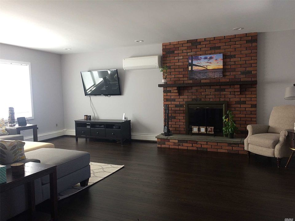 1st image of 58 Elm Dr