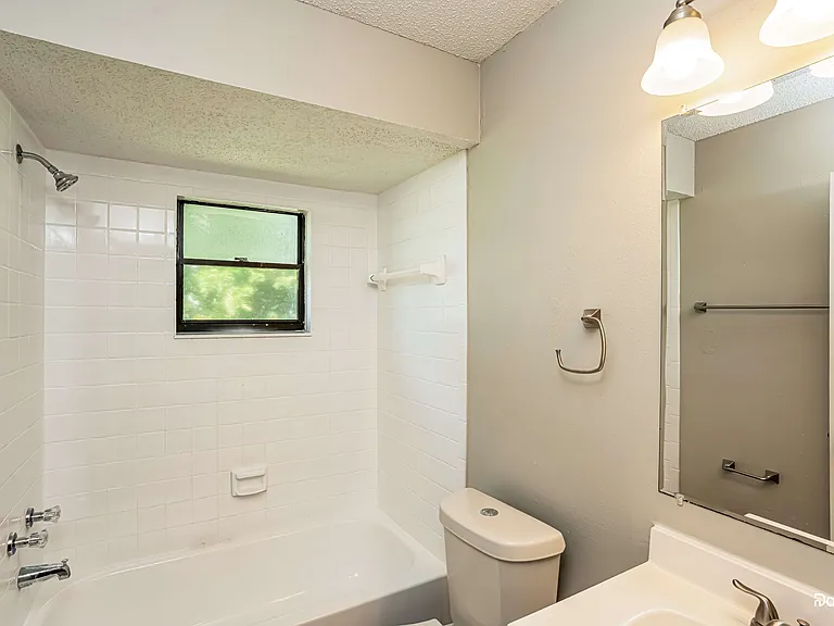 8335 Brandeis Cir E — Photo 13