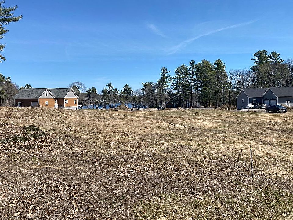 2nd image of Fairway Dr #29