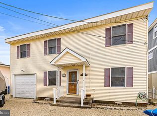 11 Patrick Dr, Manahawkin, NJ 08050