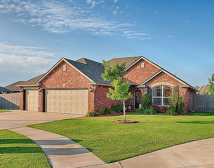 3 Car with Storm Shelter