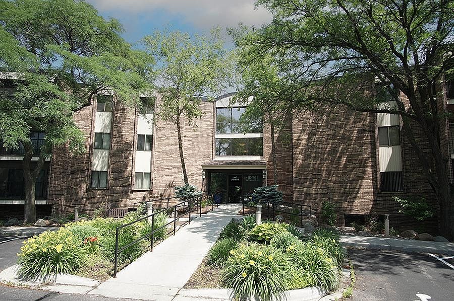 10441 Greenbrier Rd APT 112, MN 55305 MLS 6382841 Zillow