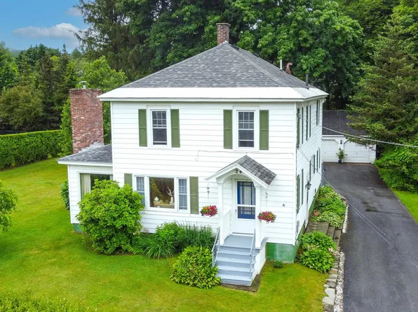 24 Pageant Street, Bennington, VT 05201