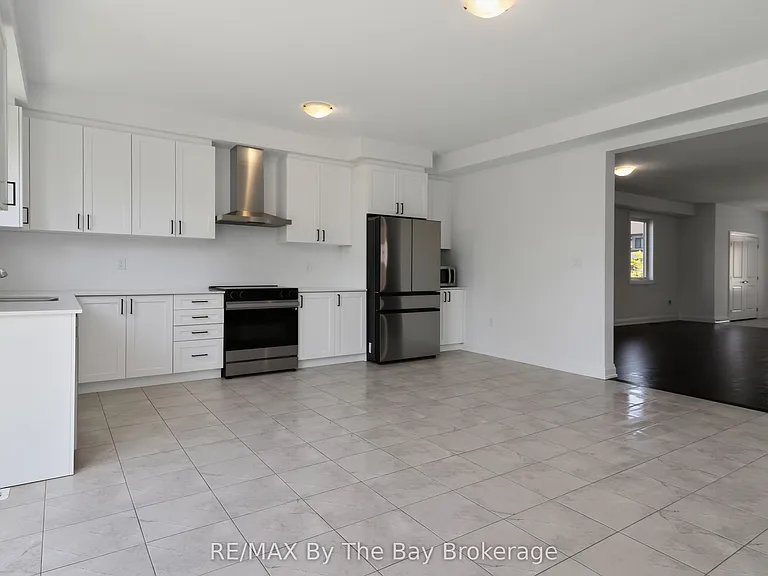 52 Amber Dr — Photo 17