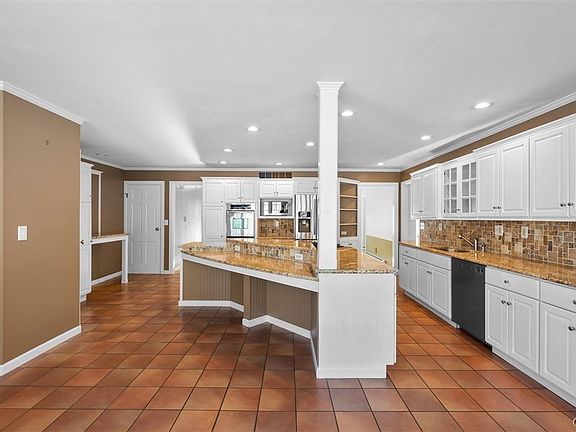 5th image of 4270 Indianfield Rd