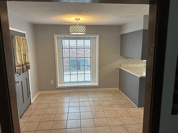 2nd image of 4644 Hill Gail Dr