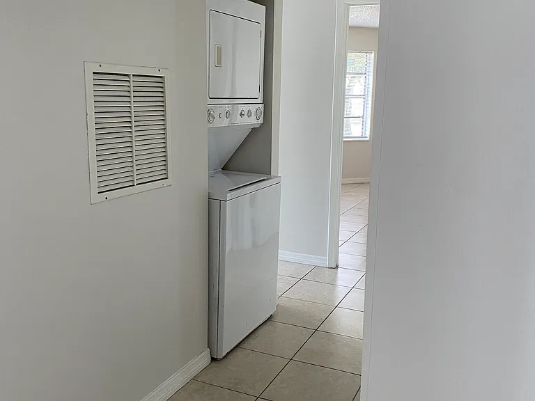 3958 Atrium Dr — Photo 41