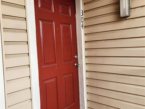 2nd image of 2750 Holly Hall St APT 304