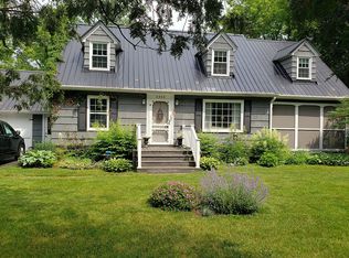 2463 Valley Dr, Nedrow, NY 13120