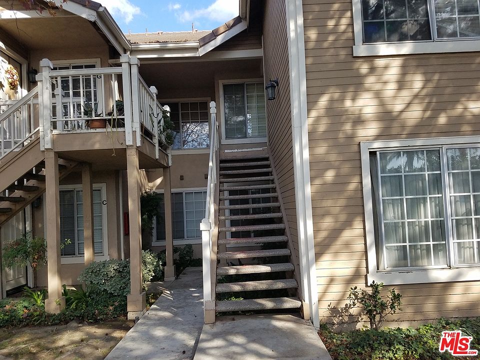 1st image of 3851 Amberly Dr Unit F