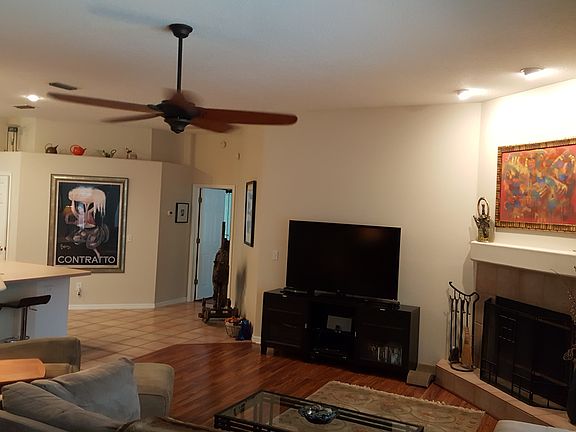 MAIN LIVING AREA