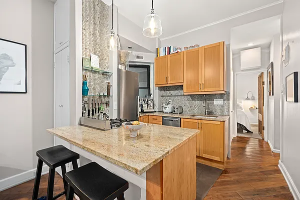 Rented by Compass | media 4