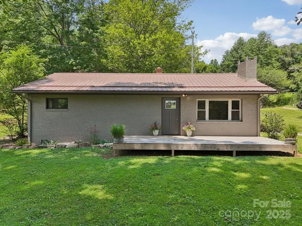 139 Trent Rd, Brevard, NC 28712