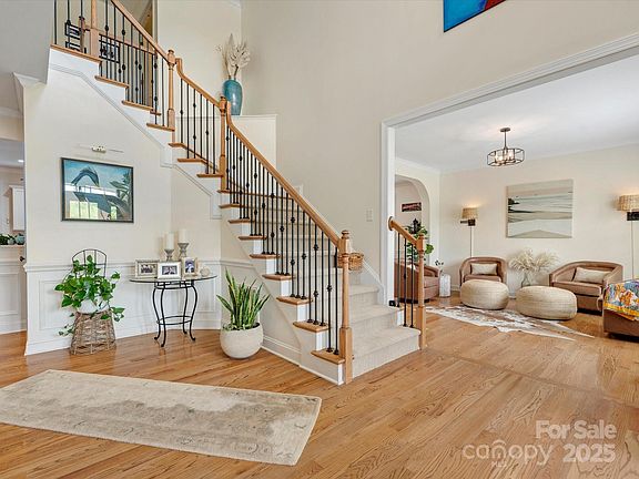 4th image of 246 McDuffie Ln