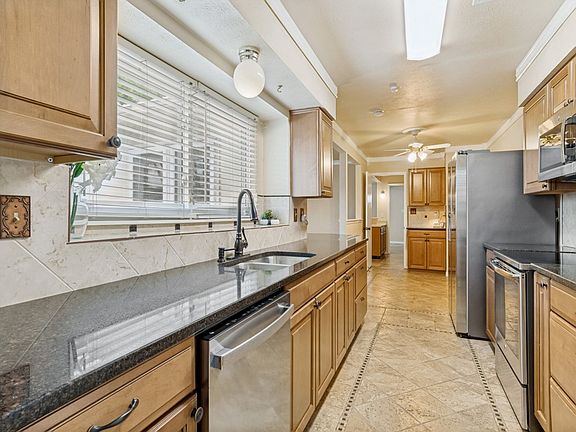 5th image of 2634 Duchess Dr