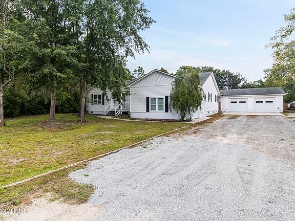 3rd image of 725 Eden Drive