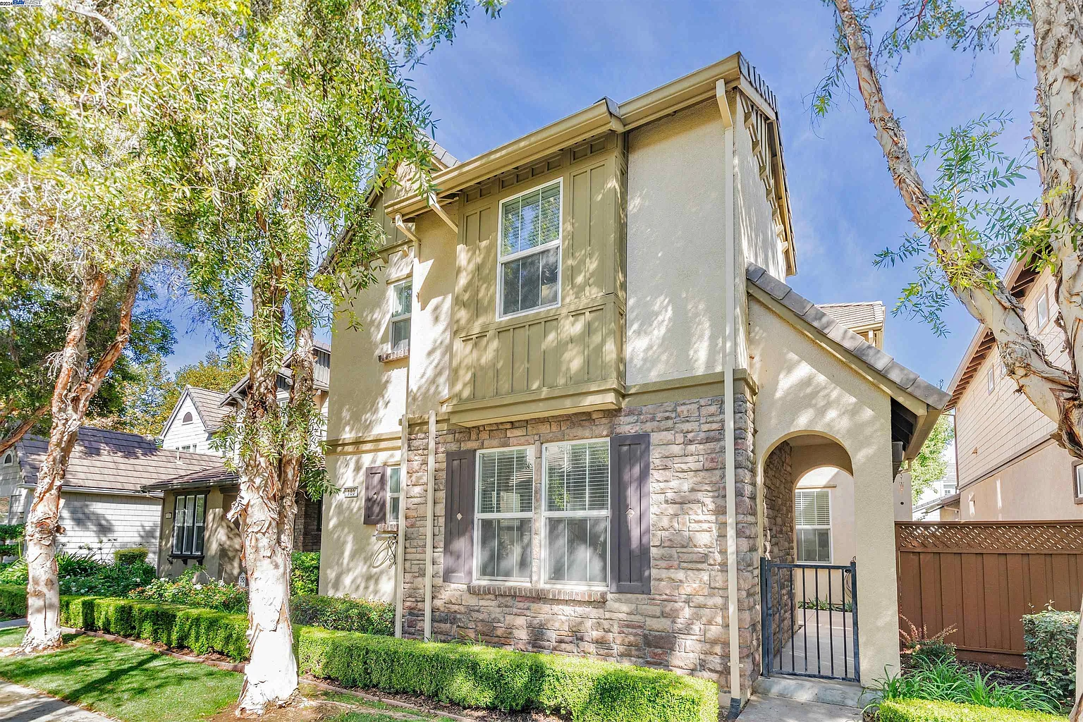 180 W Erics Way photo 1