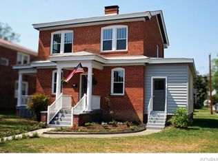 222 Suffolk Ave, Colonial Heights, VA 23834