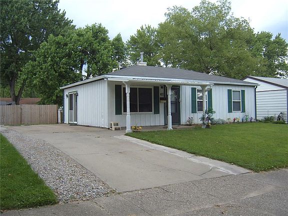 2nd image of 3589 N Lynhurst Dr