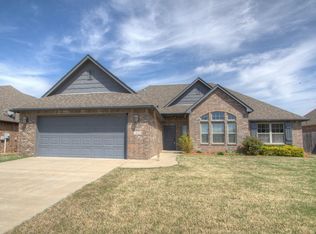 1624 E Boston Ct, Broken Arrow, OK 74012