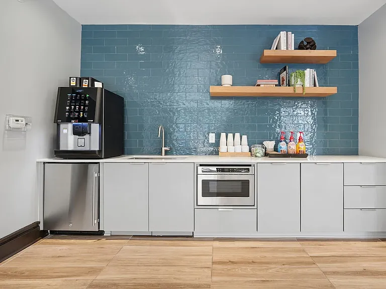 Chill lounge with kitchenette
