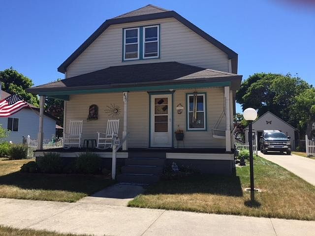 1st image of 435 N 1st St