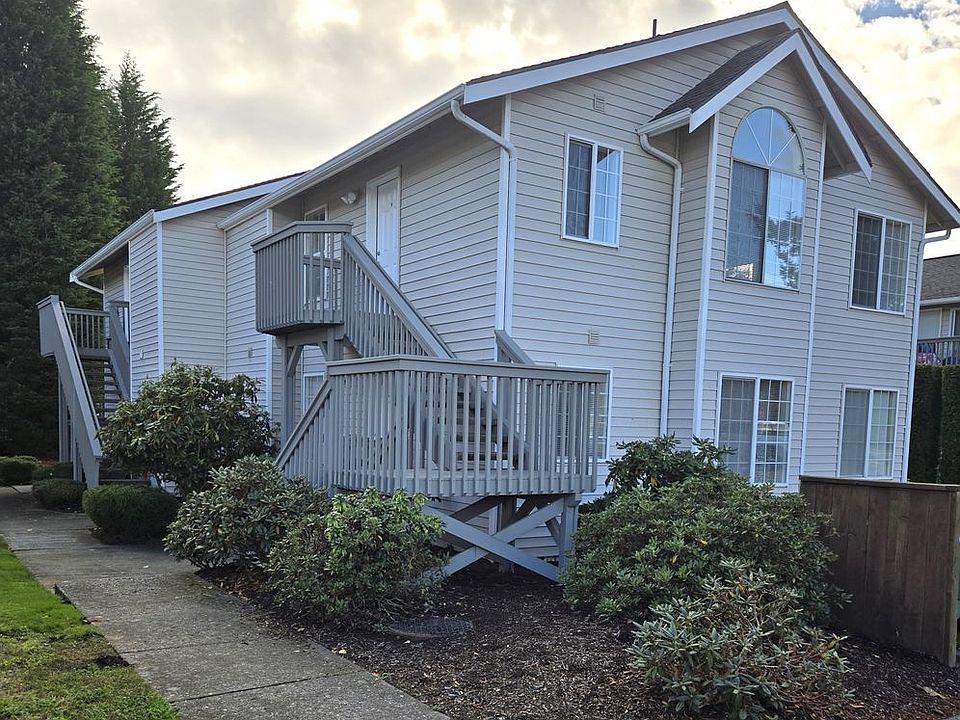 1st image of 5684 Eagle Pkwy APT 4