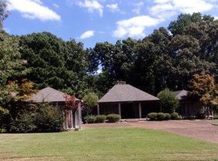 232 Summitt Dr, Forrest City, AR 72335