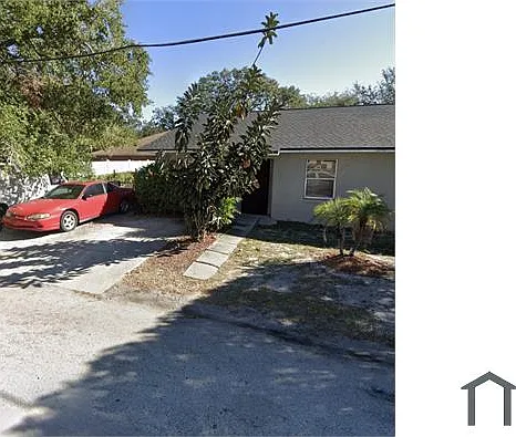 3 bed, 1045 sqft, $2,225 — Photo 2