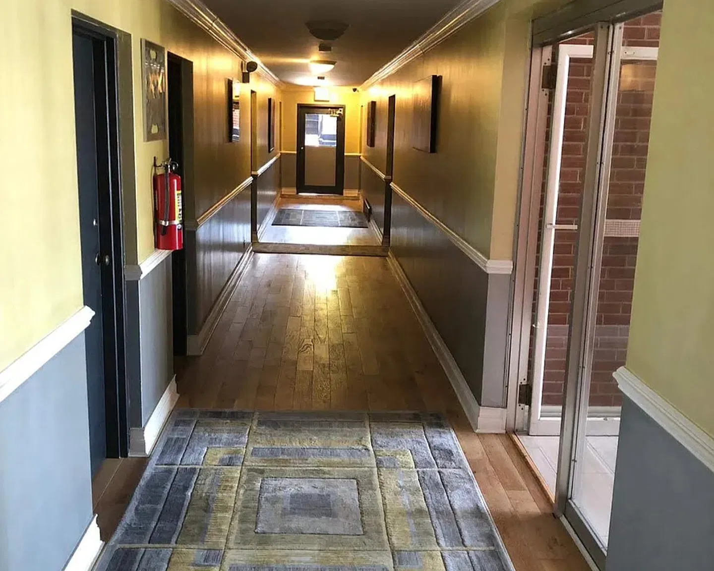 710 Washington Blvd — Photo 3