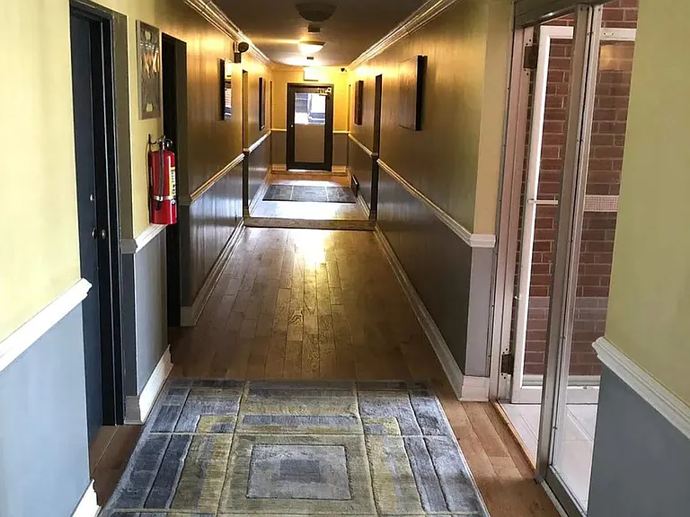 710 Washington Blvd #3 — Photo 3