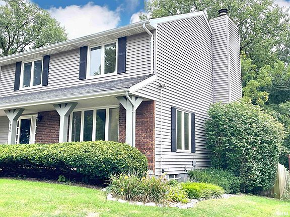 3rd image of 1006 W Centennial Dr
