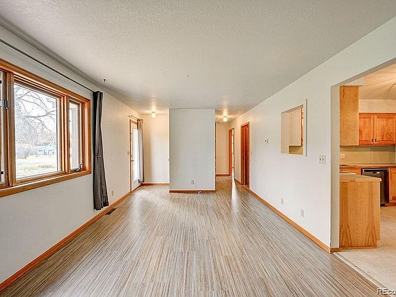 2nd image of 212 N Gunnison Avenue
