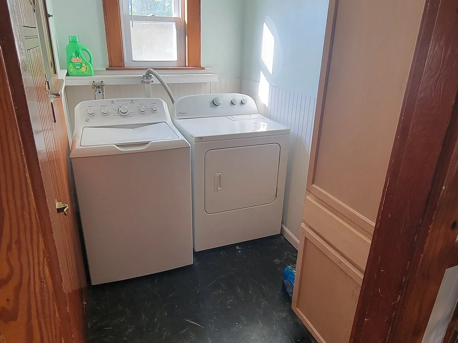 119 Glass St — Photo 3