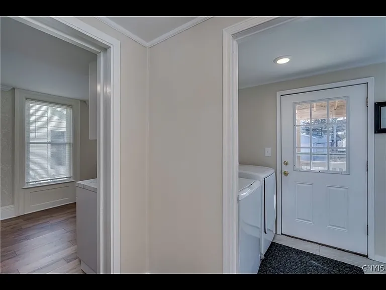 421 S Massey St — Photo 17
