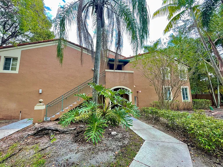 4856 N State Road 7 #1207 — Photo 15