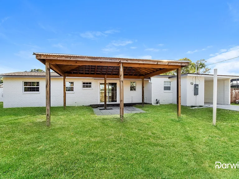 1521 Burgess Ct — Photo 15