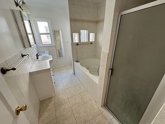 5th image of 9215 Alcott St #9215