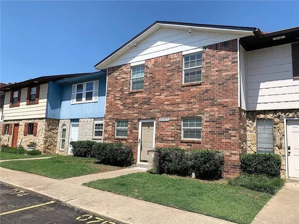 8161 NW 23rd St, Oklahoma City, OK 73127