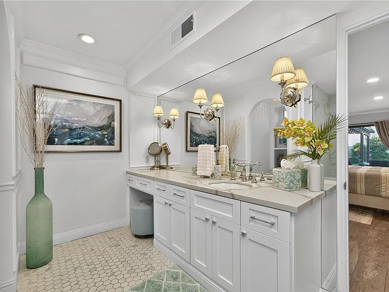 75407 Montecito Dr — Photo 30