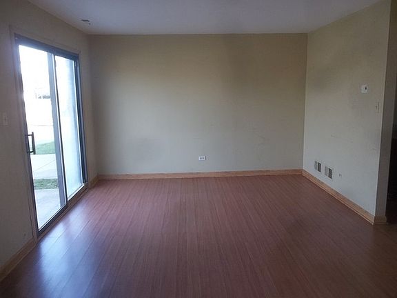 3rd image of 8411 W 162nd Pl #3