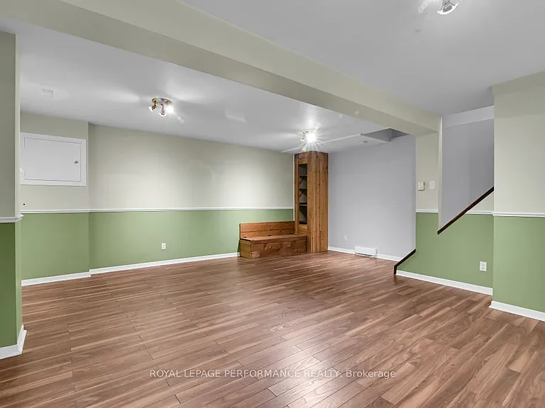 1286 Cedarcroft Cres — Photo 26