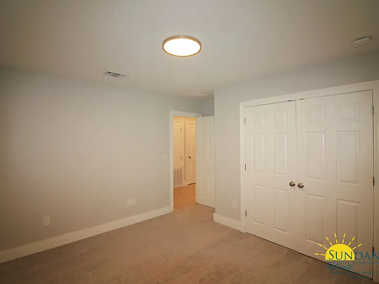 2107 Nina St — Photo 7