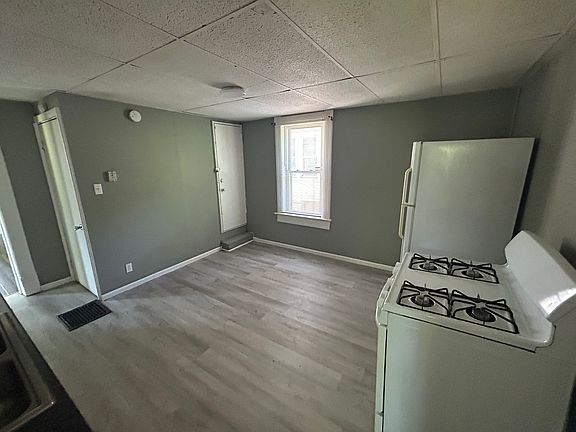3rd image of 1503 W Millman St