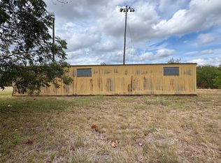 414 N Neal St, Commerce, TX 75428
