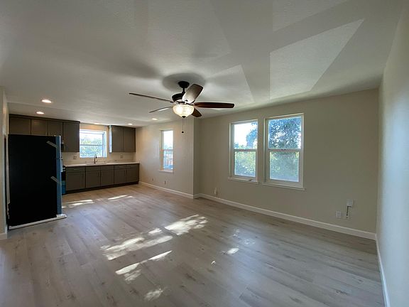3rd image of 94 S 24th St #2