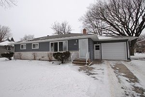 1st image of 1019 Elm St S