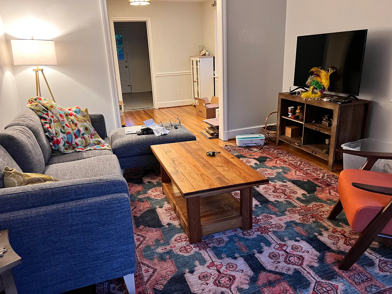 2 bed, 1000 sqft, $1,700 — Photo 1
