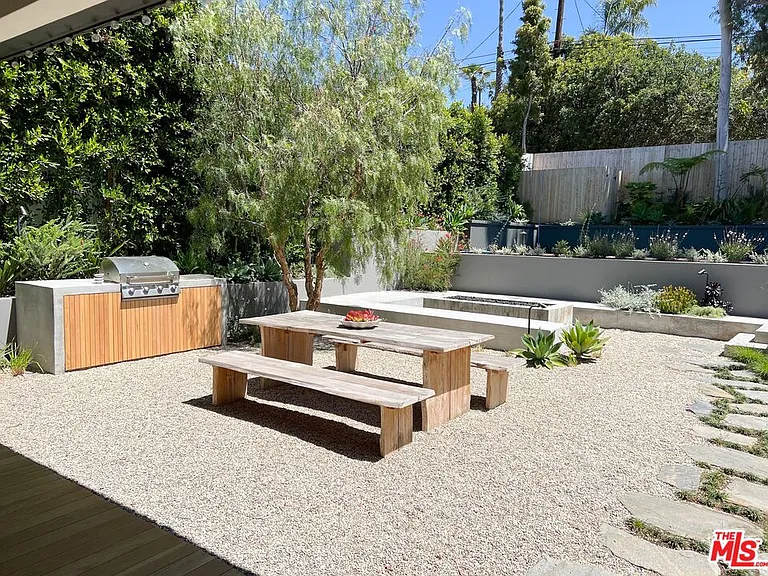 3544 Ocean View Ave — Photo 25